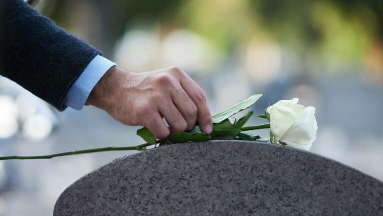 The most Beneficial Burial Insurance Policies for Seniors Above 70 • GetHow